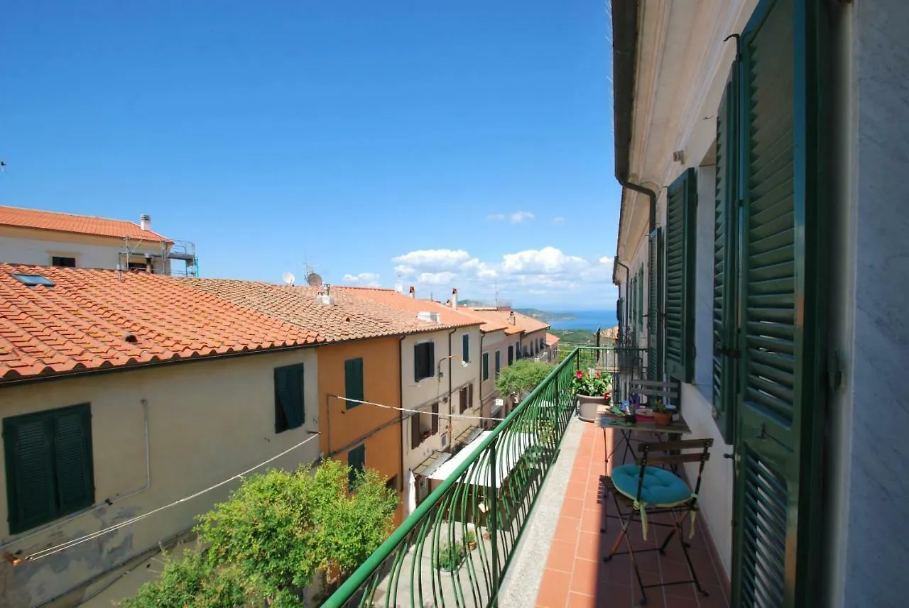 Casa Lidia - Centrale Con Balcone Vista Mare E Aria Condizionata Capoliveri  Apartment Capoliveri (Isola d'Elba)